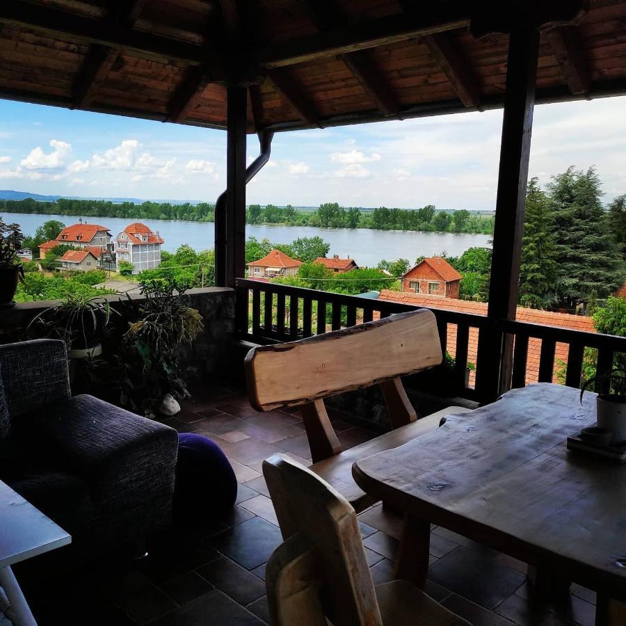 Hostelche Guest House Semendire Dış mekan fotoğraf