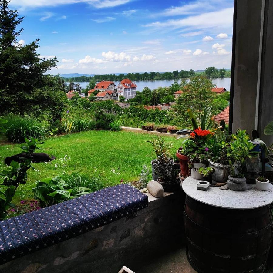 Hostelche Guest House Semendire Dış mekan fotoğraf