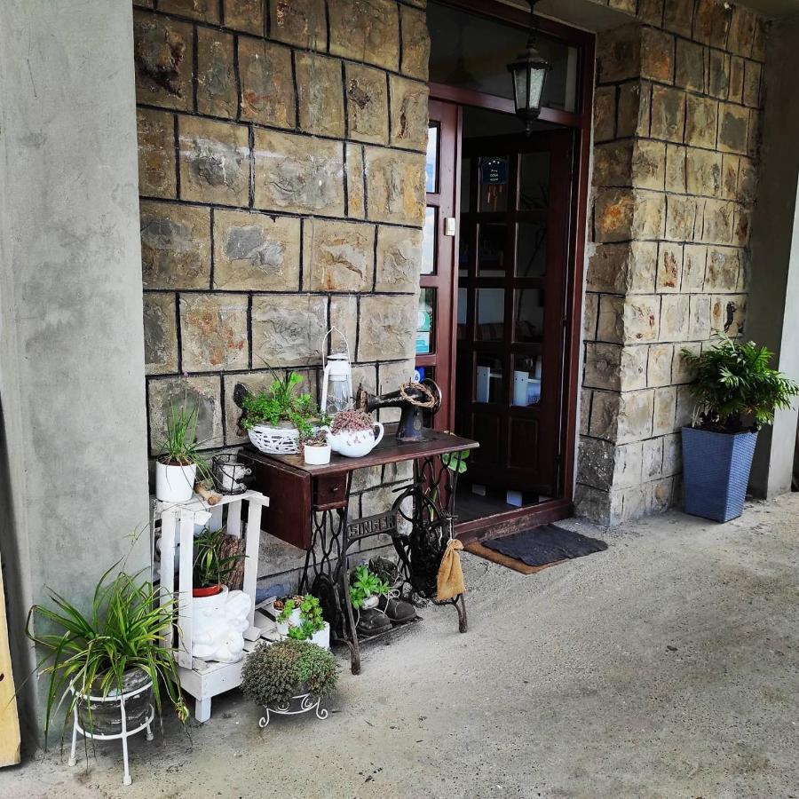 Hostelche Guest House Semendire Dış mekan fotoğraf