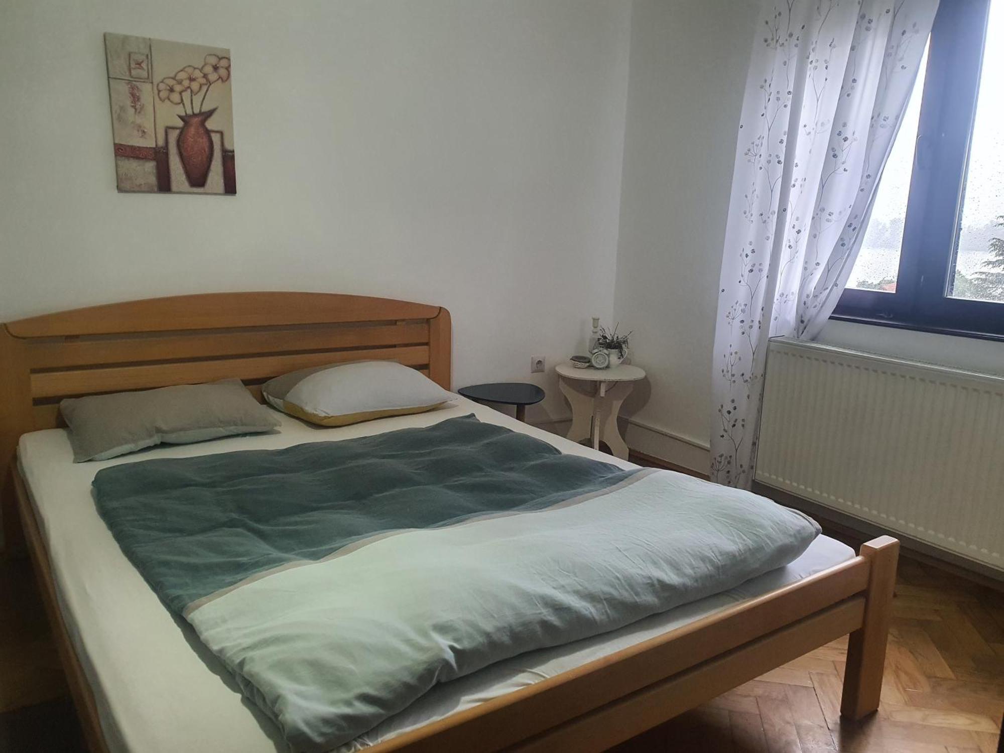 Hostelche Guest House Semendire Dış mekan fotoğraf