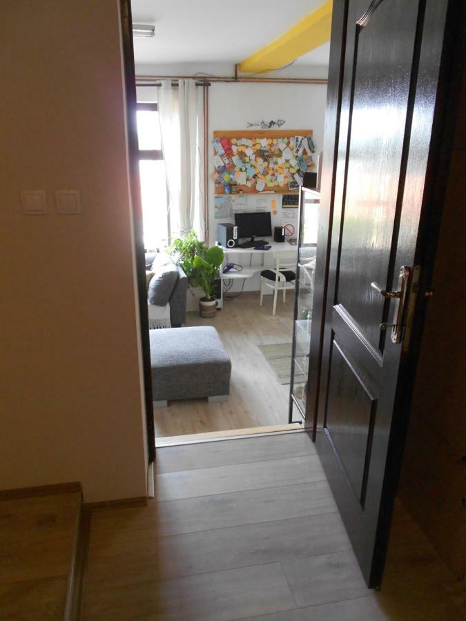 Hostelche Guest House Semendire Dış mekan fotoğraf